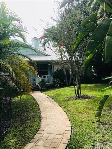 Foto principal - 5751 Pennock Point Rd