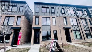 Building Photo - 19 Rainwater Ln