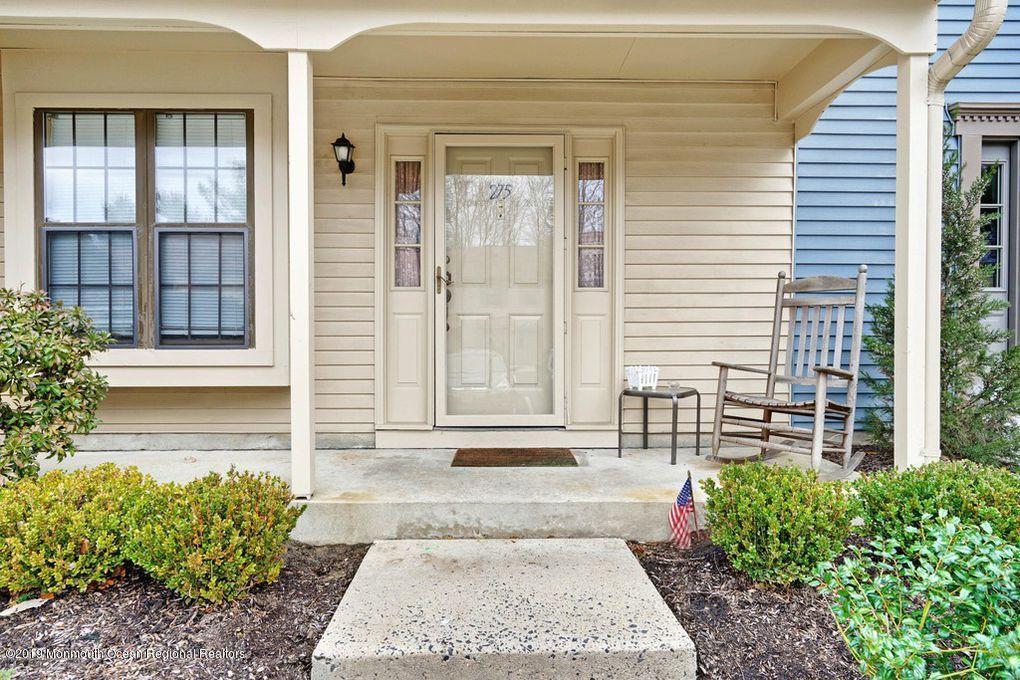 Primary Photo - 275 Gloucester Ct