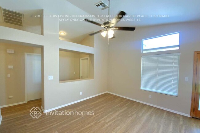 Foto del edificio - 142 Muddy Creek Ave