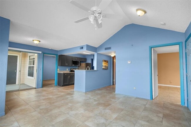 Building Photo - 1037 S Hiawassee Rd