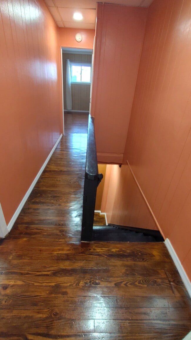 Second floor hallway - 618 Deacon St