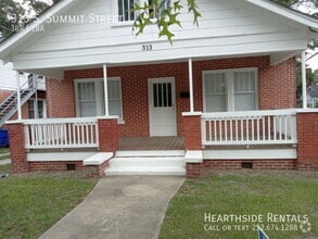 Building Photo - 313 S Summit St