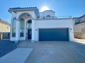 Building Photo - 3328 Green Ridge Ct