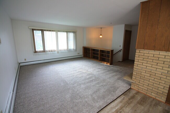 Building Photo - 3015-3017 Todd Dr