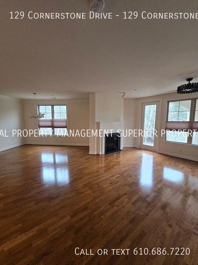 Photo - 129 Cornerstone Dr House