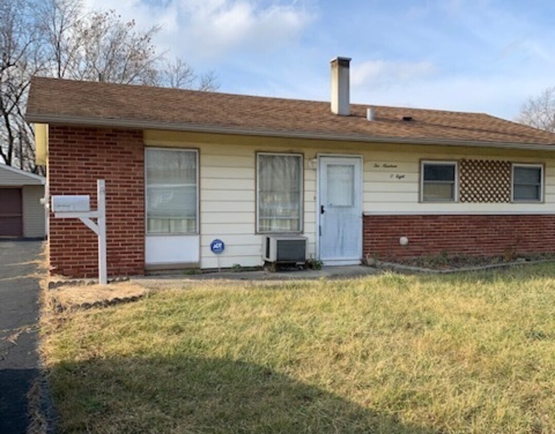 21908 Orion Ave, Sauk Village, IL 60411 House for Rent in Sauk