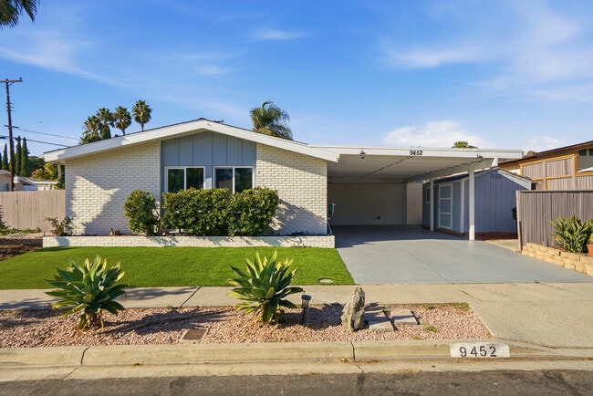 Foto del edificio - 9452 Larrabee Ave