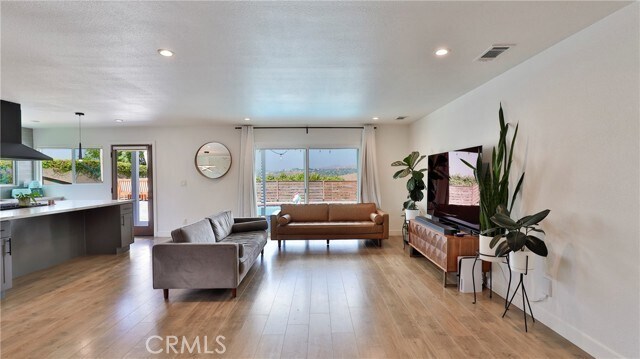 Foto del edificio - 23653 Sunset Crossing Rd