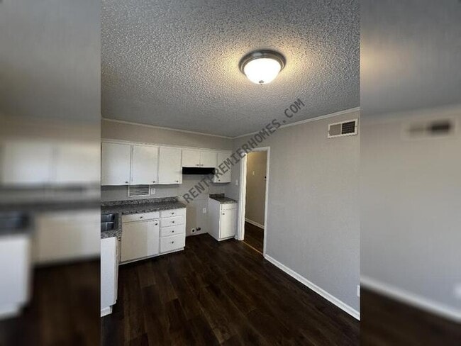 Foto del edificio - 16 Oakview Dr