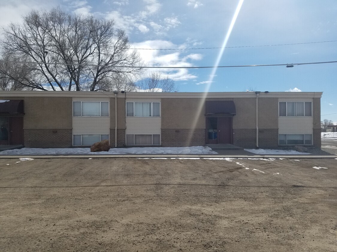 Foto del edificio - 2113 Thomas Ave
