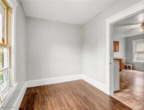 Building Photo - 3635 E 49th St