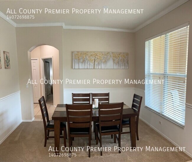 Building Photo - Nice 4 Bedroom 2 Bath House! Reflections a...