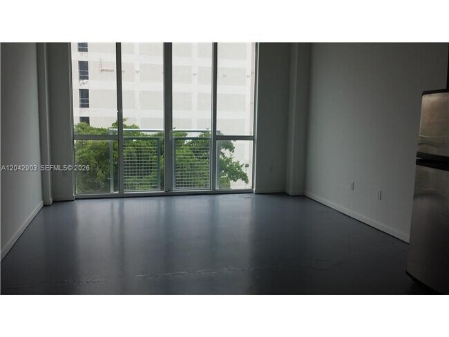 Foto del edificio - 244 Biscayne Blvd