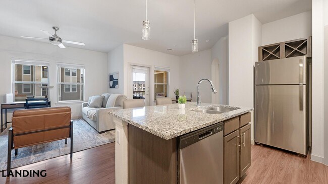 Foto del edificio - 2825 Main St