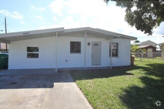 Building Photo - 2909 Zephyr Ln