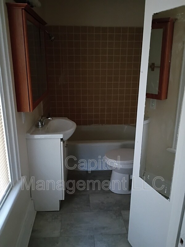 Foto del edificio - 917 Seymour Ave