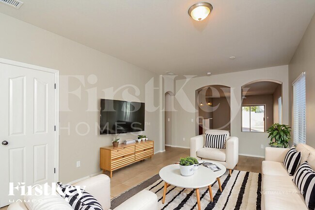 Foto del edificio - 12918 W Columbine Dr