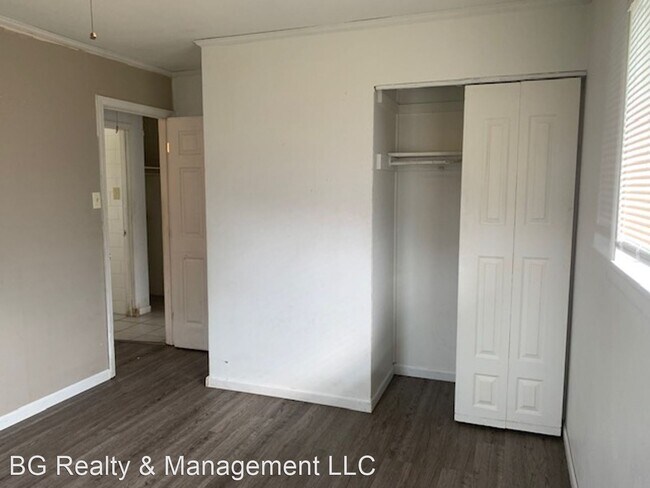 Building Photo - 3 br, 1 bath House - 3006 General Marshall...