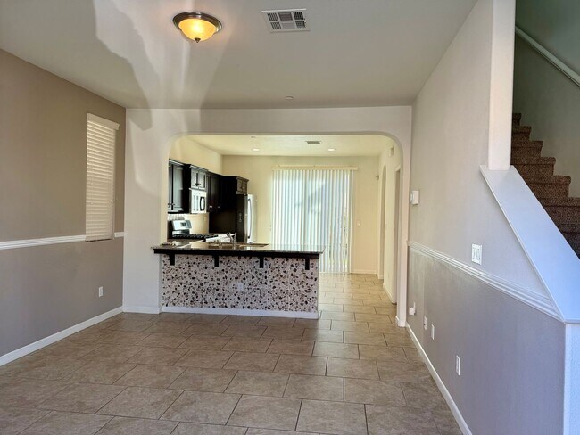 Foto del edificio - Beautiful 3/2.5 near Clovis East