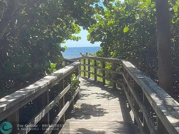 Foto del edificio - 4201 N Ocean Dr