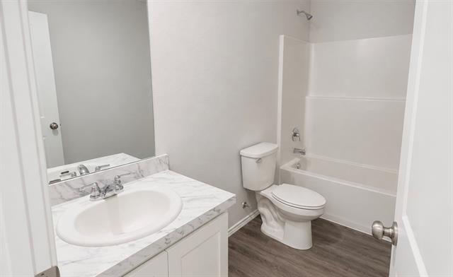 Foto del edificio - 3510 Silver Springs Court