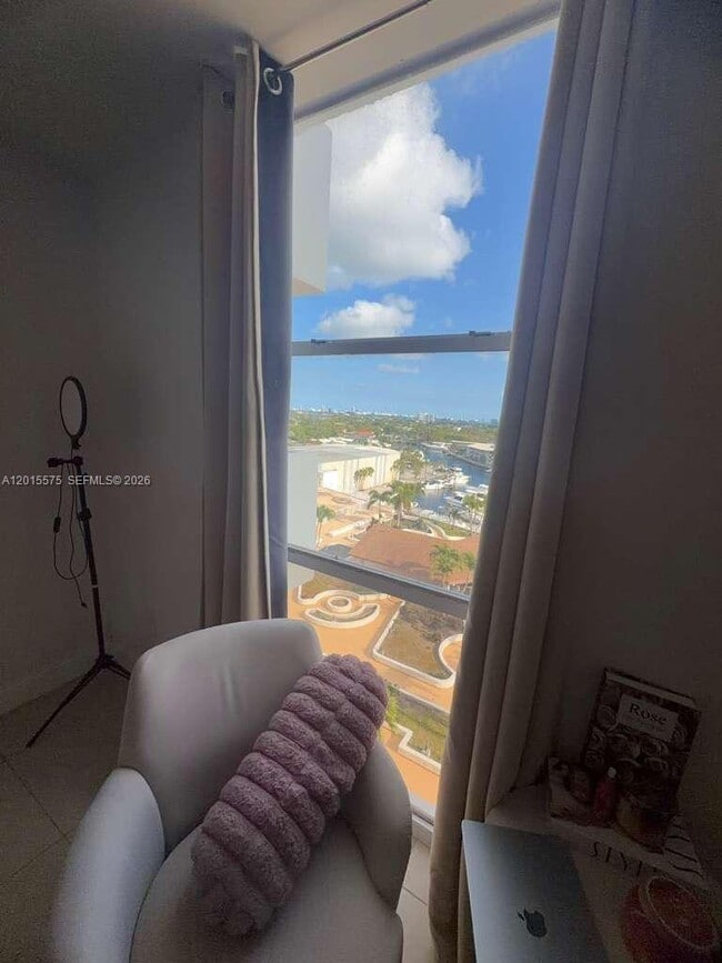 Foto del edificio - 13499 Biscayne Blvd