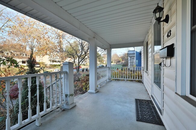 Foto del edificio - 43 Northridge Rd