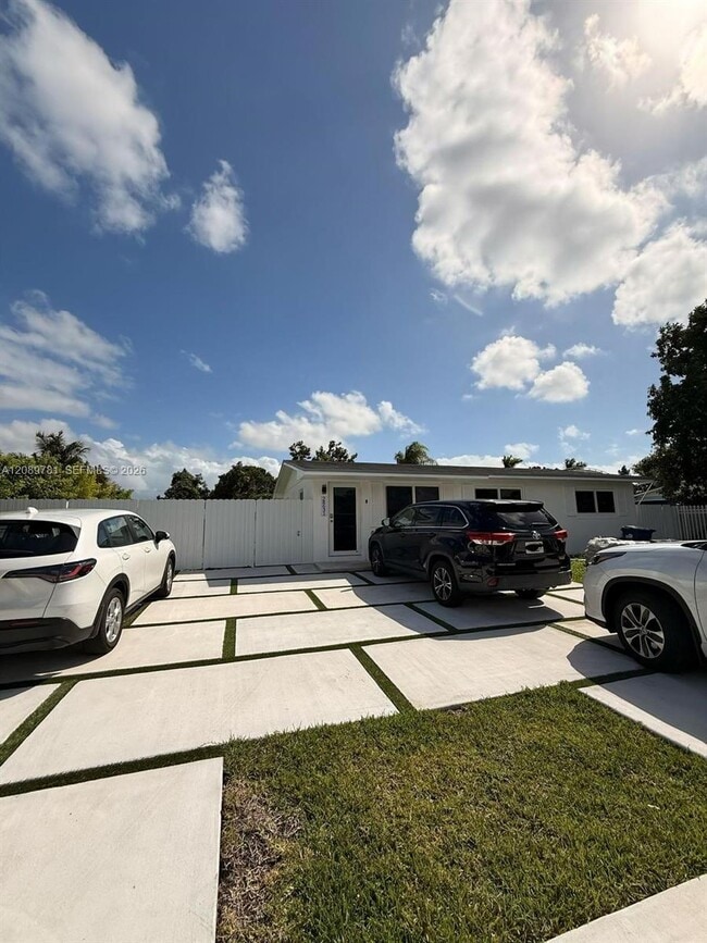 Building Photo - 28631 SW 147th Ct