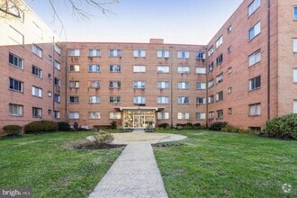 Building Photo - 614 Sligo Ave