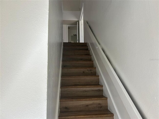 Building Photo - 401 Fountainhead Cir