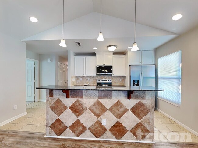Building Photo - 4201 Broadstairs Dr SW