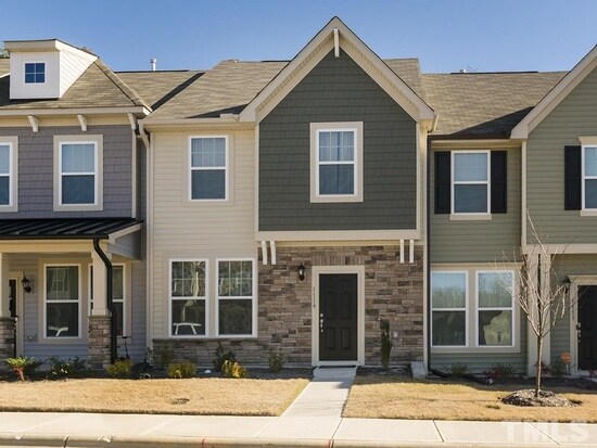 Building Photo - 1119 Kenross Drive