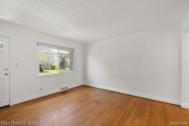 Foto del edificio - 1652 Graefield Rd