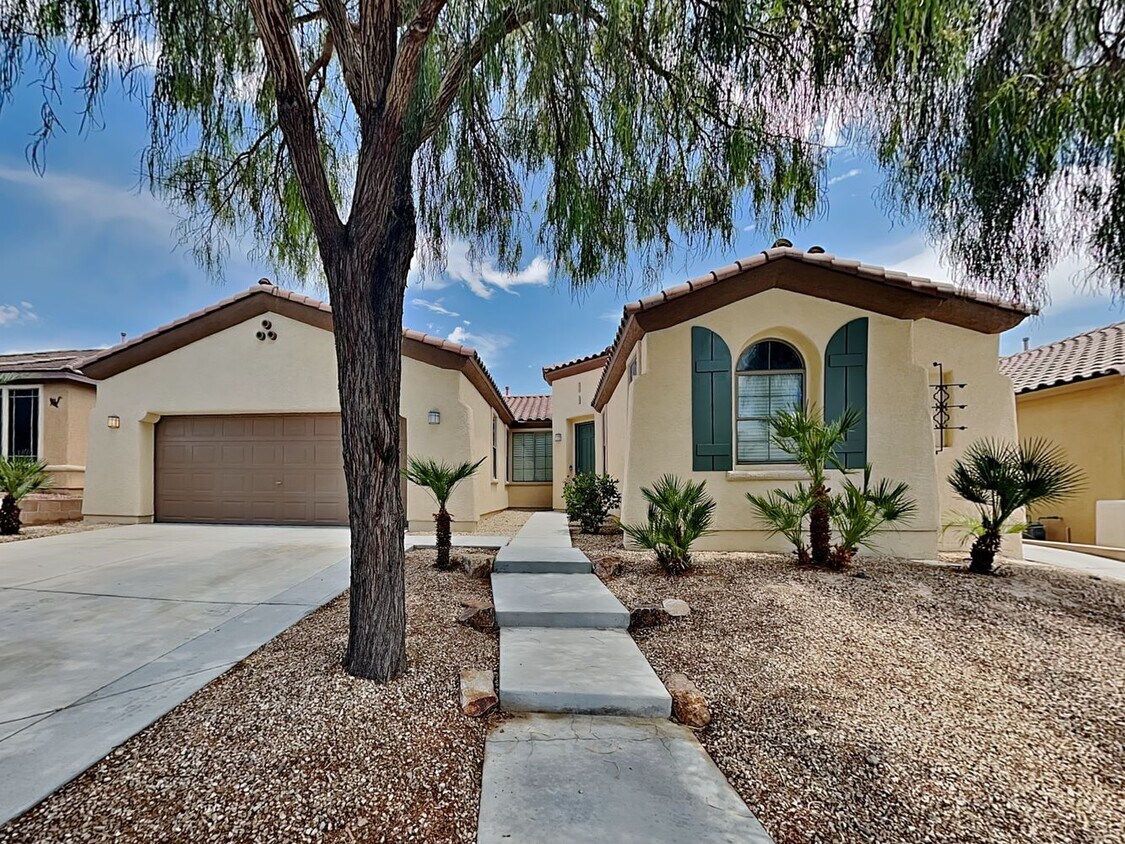 Primary Photo - 6520 Black Star Point Ct