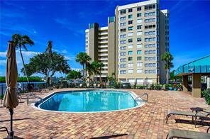 Foto principal - 25 Bluebill Ave