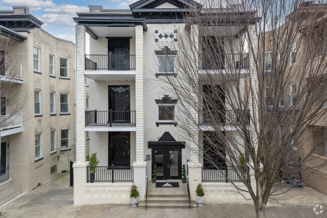 Photo - The Hills at Lakeview Apartments