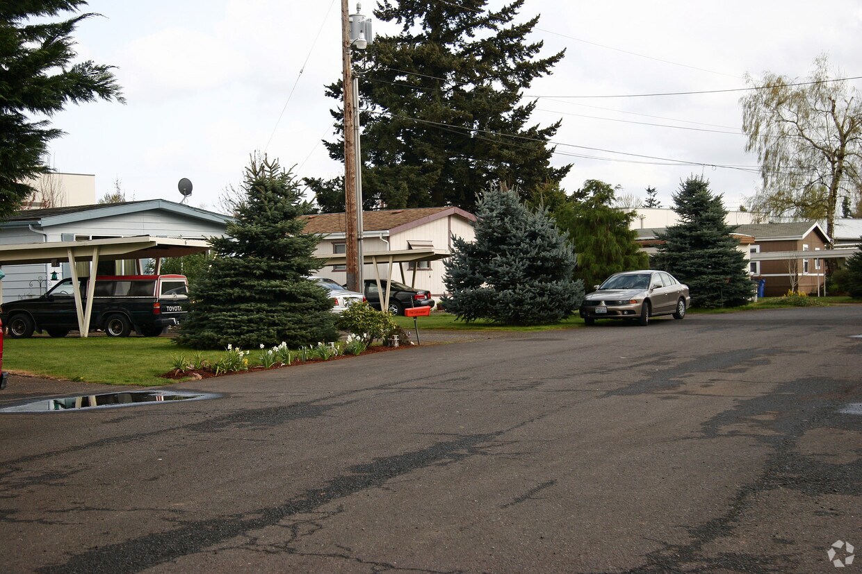 Building Photo - 5718 NE 88th St