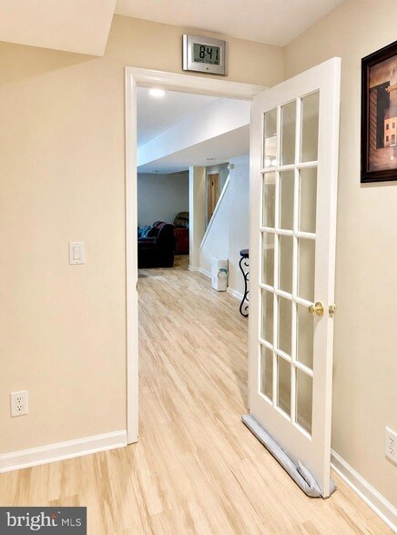Foto del edificio - 2505 Falling Brook Terrace