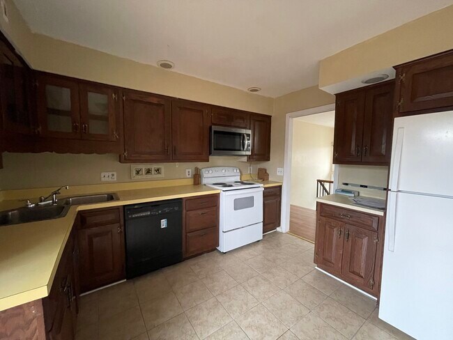 Foto del edificio - 139 Burleigh Dr