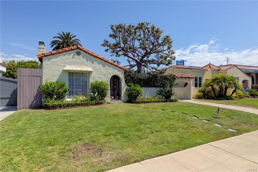 Foto principal - 2376 Selby Ave