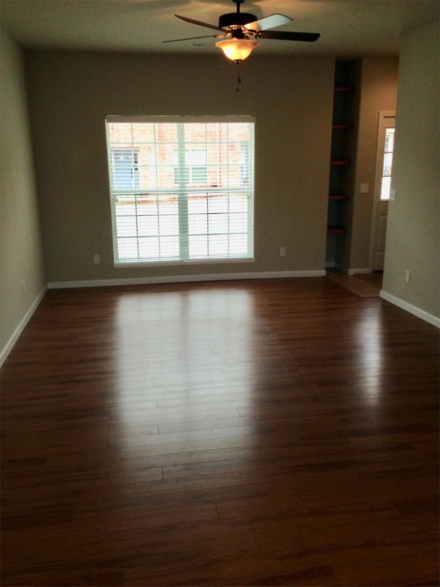 Primary Photo - 1552 Orchard Dr