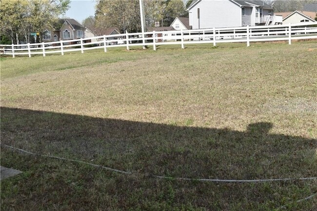 Foto del edificio - 1098 Village Creek