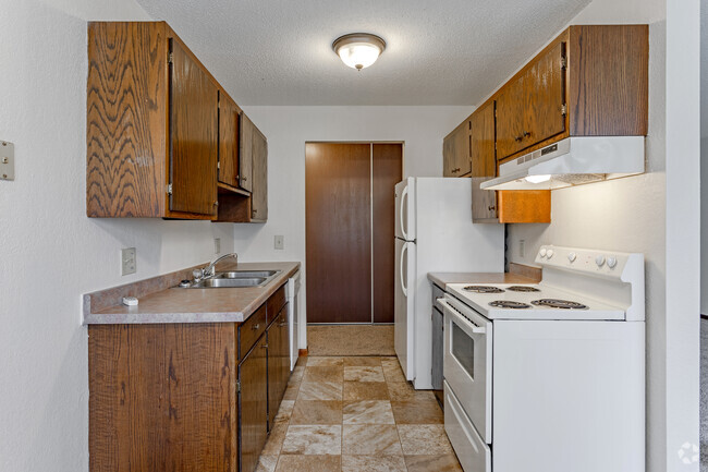 1BR, 1BA - 682SF - Driftwood Apartments