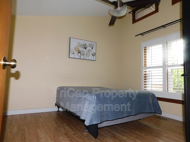 Building Photo - 122 Carmichael Ct