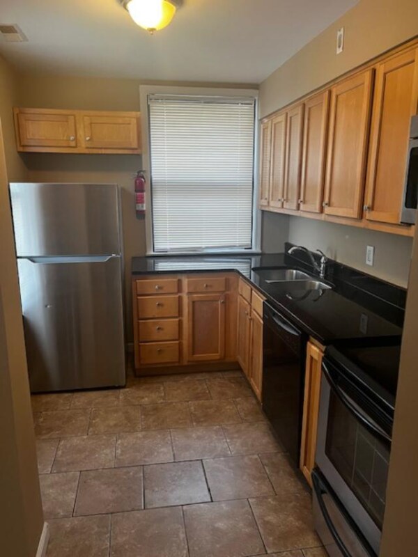 Foto del edificio - 225 Emming St