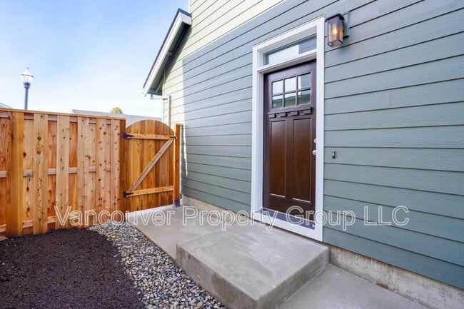 Building Photo - 2928 NW 16th St