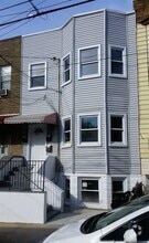 Building Photo - 6115 Washington St