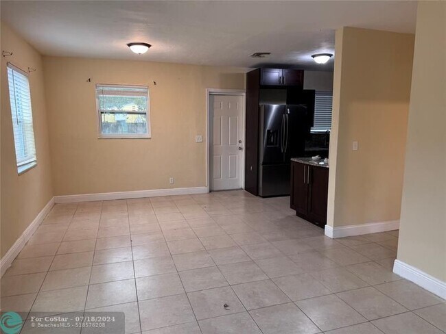 Foto del edificio - 1515 NW 11th Pl
