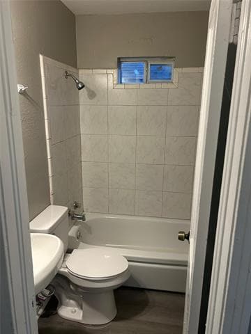 Building Photo - 1407 Plum St